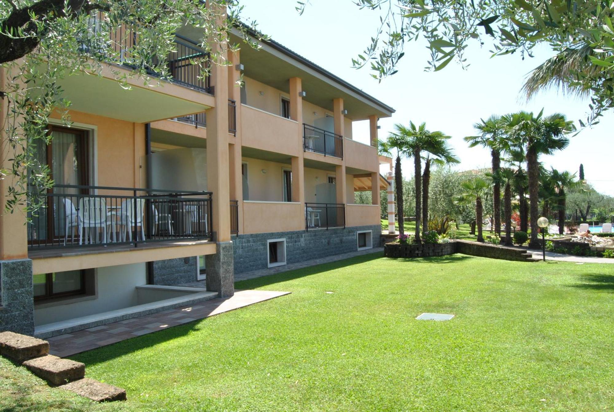 Hotel Villa Olivo Resort 3S Bardolino Exterior foto