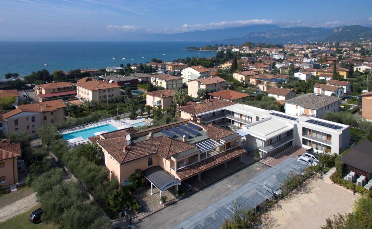 Hotel Villa Olivo Resort 3S Bardolino Exterior foto