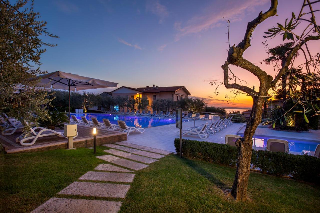 Hotel Villa Olivo Resort 3S Bardolino Exterior foto